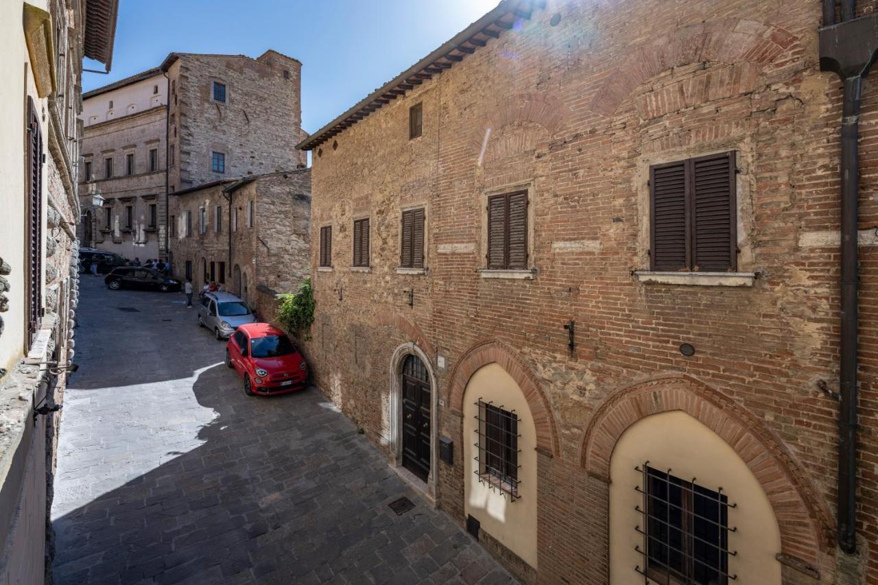 Palazzo Del Mercante Montepulciano Stazione Eksteriør billede